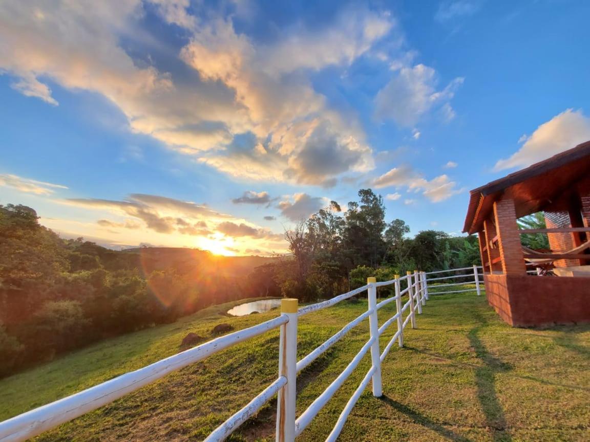 Chales Pedacim Du Ceu Bueno Brandão Exterior foto